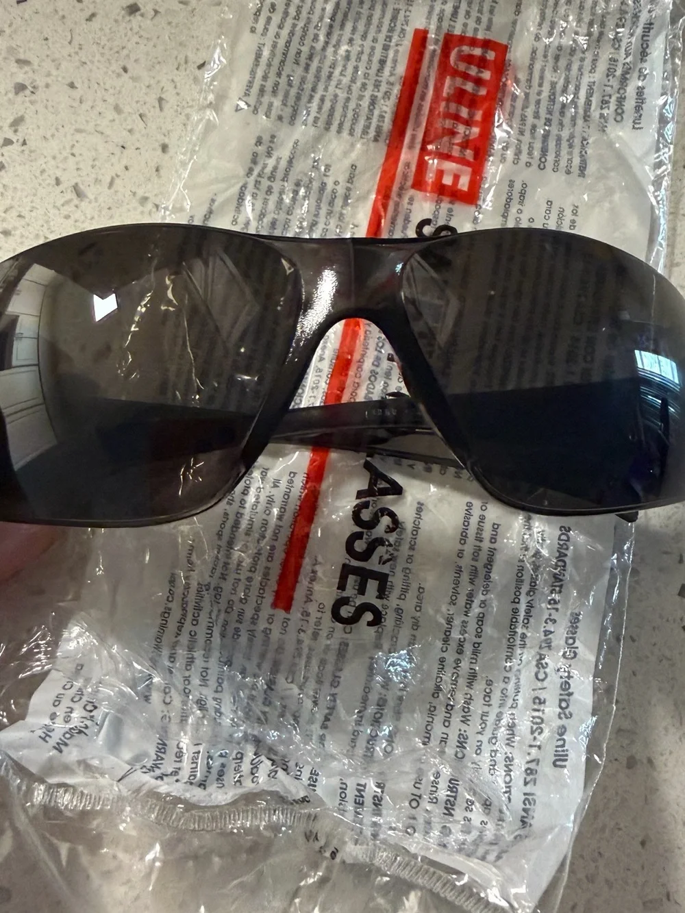 Men's Sleek Wrap Sunglasses - Black
